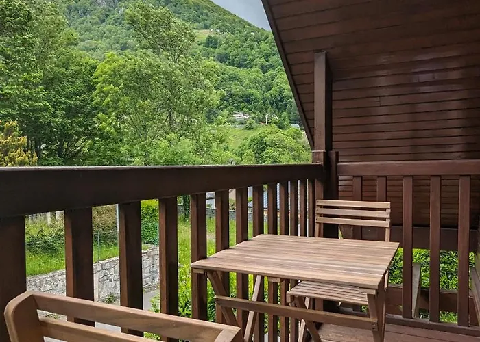 Mitoyen A 샬레 코트레